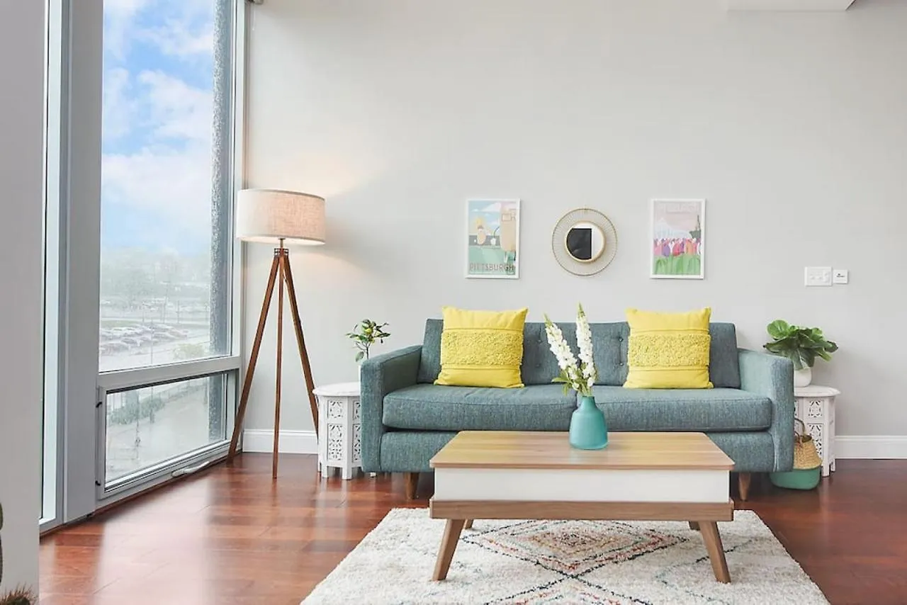 דירה פיטסבורג Hostwise Stays - The Washington At Chatham - Free Parking, Private Gym, Skyline Views!